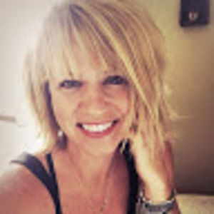 Meet your Posher, Jenn